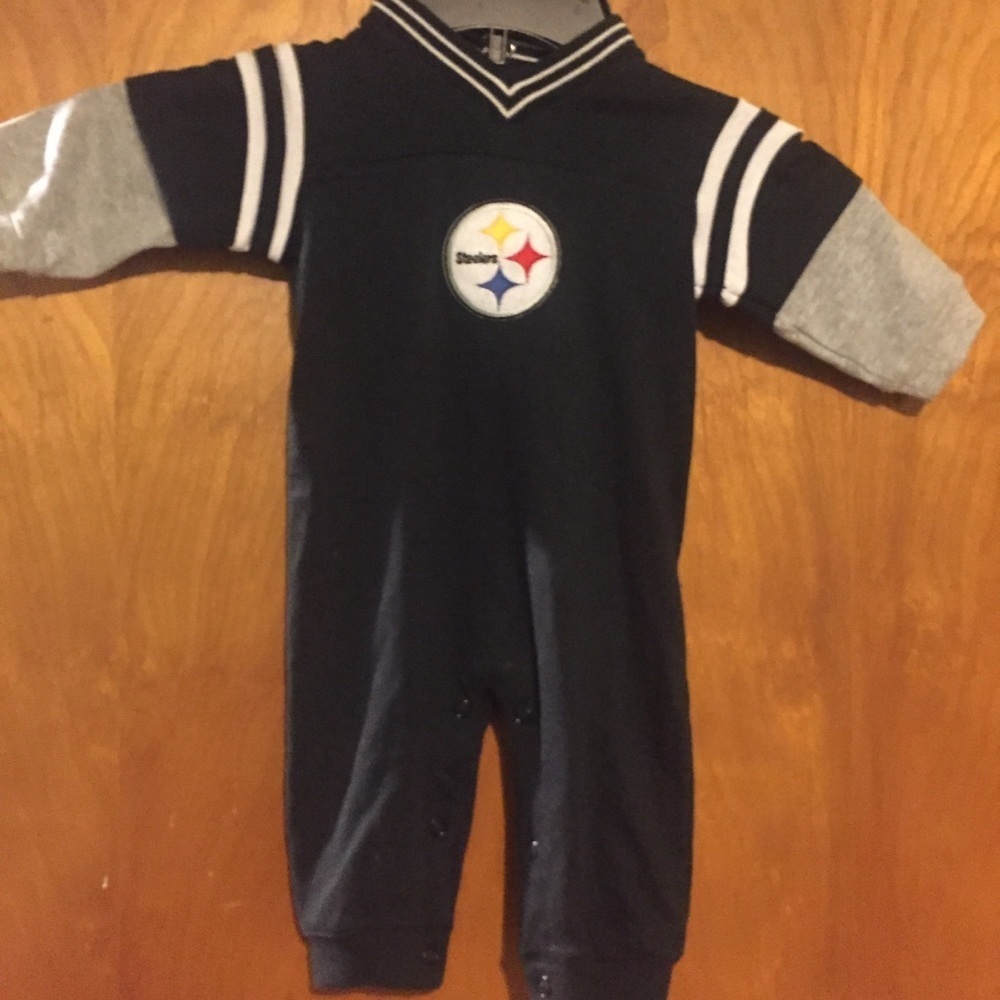 Infant baby Pittsburgh Steelers onesie 3/6 months